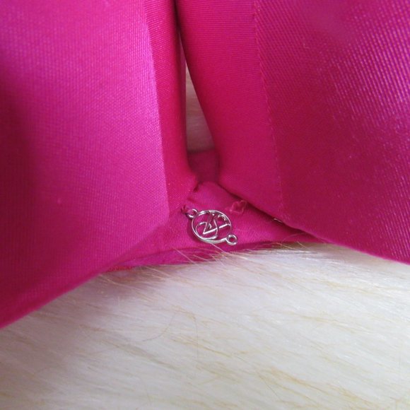 Victoria's Secret push-up bra - Picture 5 of 5